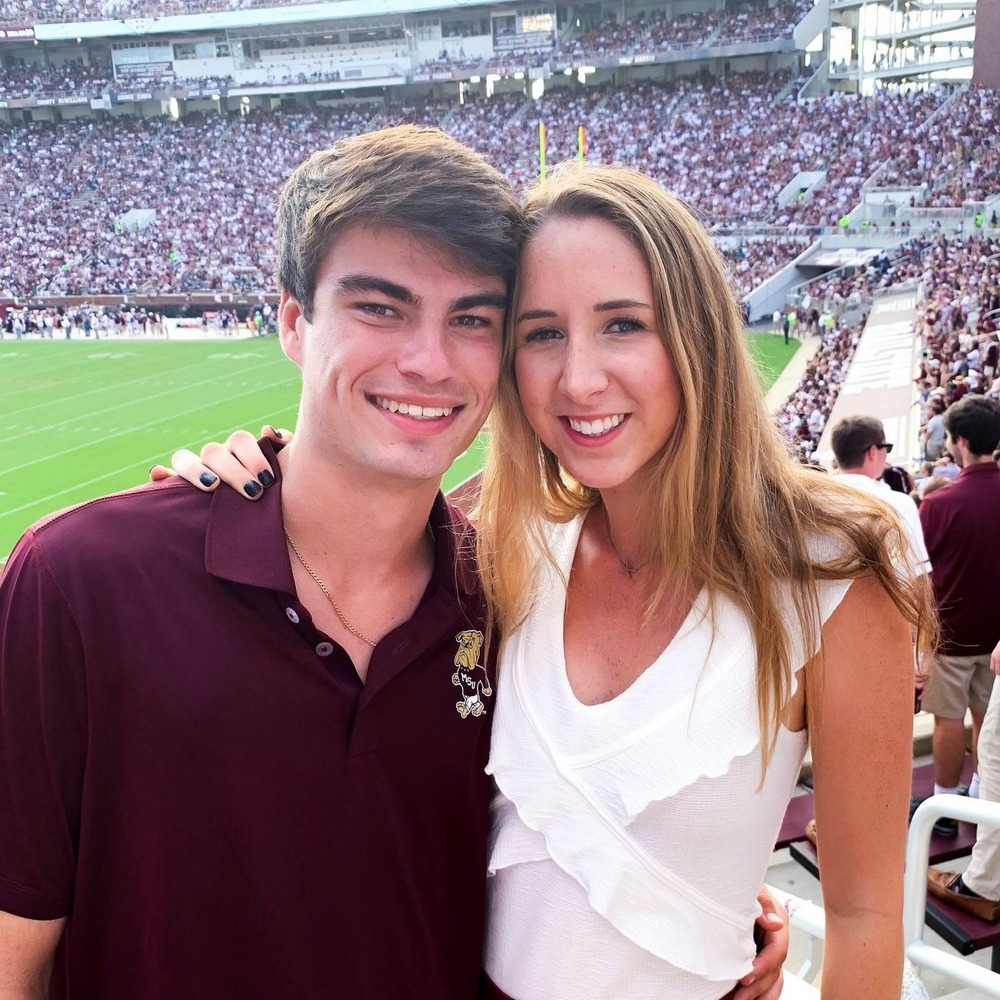 Meet your Posher, Kayla grace